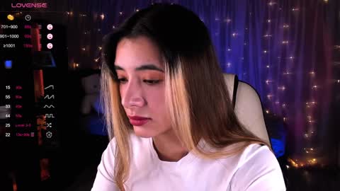 Belle online show from December 16, 2024, 4:23 am