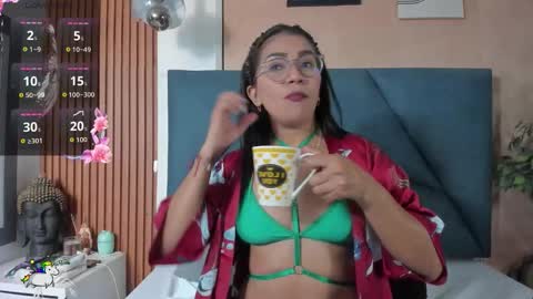 darlapalmer online show from October 16, 2025, 11:22 am