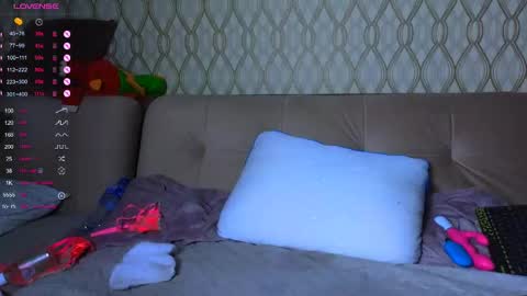 Darlina online show from April 19, 2026, 6:10 pm