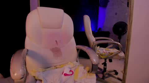 Darling online show from January 8, 2025, 7:24 pm