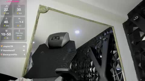 Snapshot of darlingbdsm_ chatting on July 2, 2026, 12:33 pm Darling online show from July 2, 2026, 12:33 pm