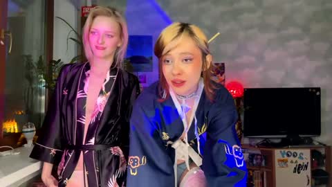 Snapshot of darlingdarinka chatting on January 27, 2025, 4:54 pm D online show from January 27, 2025, 4:54 pm