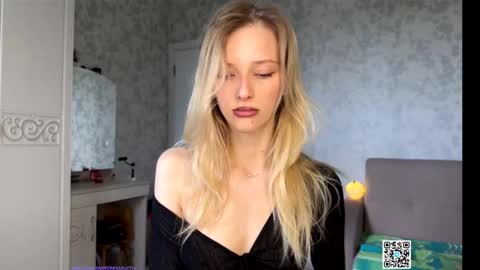 Snapshot of darlingdarinka chatting on September 26, 2025, 4:38 am D online show from September 26, 2025, 4:38 am