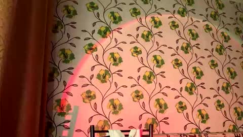 Snapshot of darlingdarinka chatting on February 22, 2026, 3:54 pm D online show from February 22, 2026, 3:54 pm