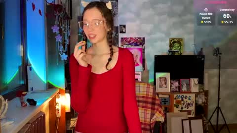 Snapshot of darlingdarinka chatting on March 17, 2026, 5:49 pm D online show from March 17, 2026, 5:49 pm