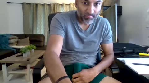 darryl43321 online show from October 10, 2025, 6:18 pm