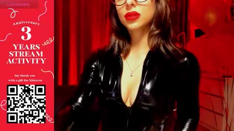 daryakeyy online show from February 16, 2026, 7:59 am