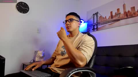 Dash online show from January 6, 2026, 12:53 pm