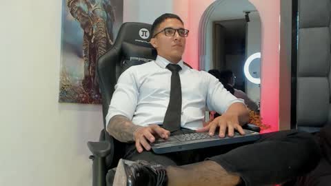 Dash online show from February 6, 2026, 1:25 pm