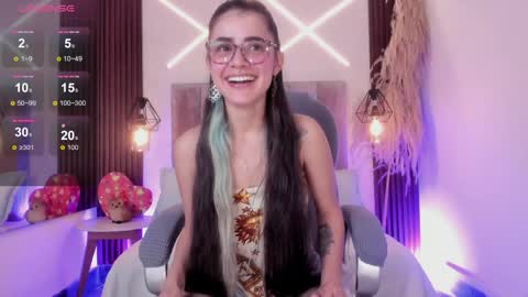 Snapshot of dasha_rodriguez chatting on May 13, 2026, 2:25 pm dasha_rodriguez online show from May 13, 2026, 2:25 pm
