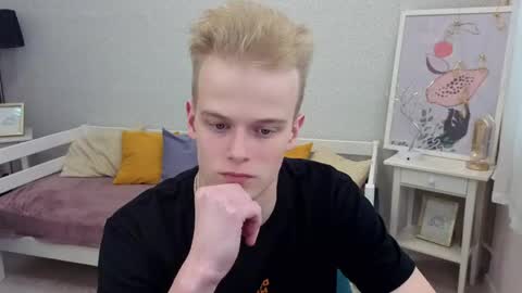 Snapshot of dattouz chatting on May 2, 2026, 8:08 am Jossif online show from May 2, 2026, 8:08 am