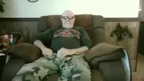 dave571960 online show from June 8, 2026, 9:53 am