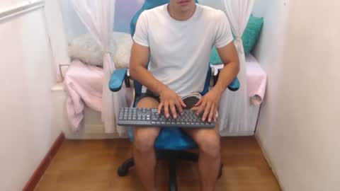Snapshot of dave_bakers chatting on June 14, 2026, 12:08 am Dave Bakers online show from June 14, 2026, 12:08 am