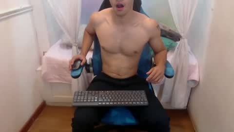 Snapshot of dave_bakers chatting on June 15, 2026, 8:22 pm Dave Bakers online show from June 15, 2026, 8:22 pm