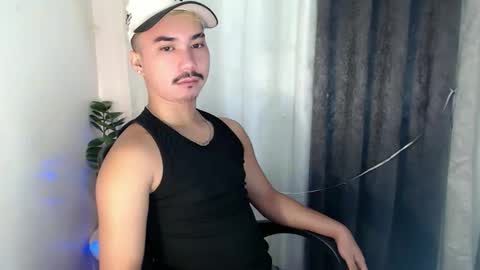 Snapshot of dave_cummers chatting on June 2, 2026, 1:29 am DAVE online show from June 2, 2026, 1:29 am