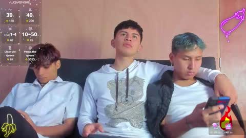 daveel_hot online show from October 17, 2025, 1:35 pm