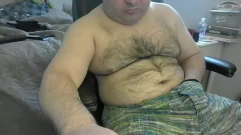 daveishorny1988 online show from December 17, 2025, 6:14 pm