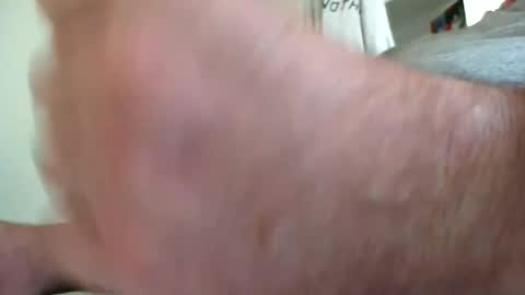 davesu12345 online show from December 6, 2024, 8:59 am