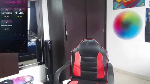 daviana online show from March 11, 2025, 7:47 pm