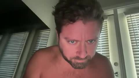 david20884 online show from October 18, 2025, 12:17 pm
