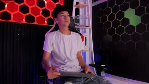 David online show from April 17, 2026, 1:25 pm