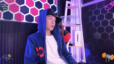 David online show from April 23, 2026, 12:51 pm