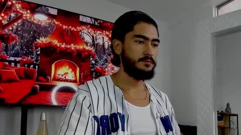 Hey im David that loves to explore and speak their fantasies. Very open talktative and nice. Feel free to chat with me online show from December 25, 2024, 12:05 pm