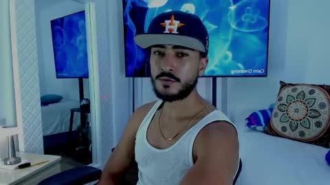 Hey im David that loves to explore and speak their fantasies. Very open talktative and nice. Feel free to chat with me online show from April 14, 2026, 1:11 am