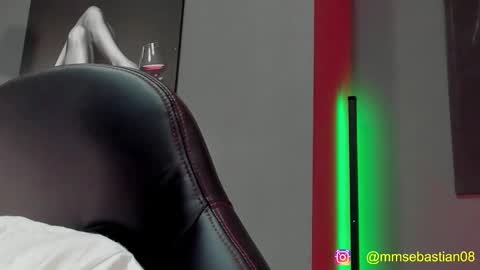 David Jons online show from December 3, 2025, 2:52 am