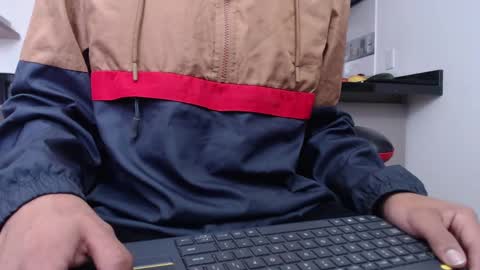 Snapshot of david_savage_ chatting on September 17, 2025, 12:40 pm david online show from September 17, 2025, 12:40 pm