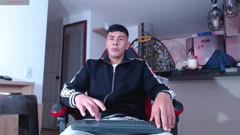 Snapshot of david_savage_ chatting on October 18, 2025, 1:12 pm david online show from October 18, 2025, 1:12 pm