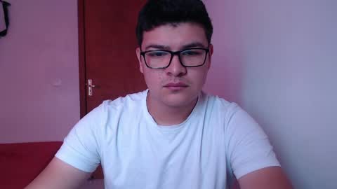 Snapshot of david_smit_ chatting on April 12, 2026, 3:50 pm david smit online show from April 12, 2026, 3:50 pm