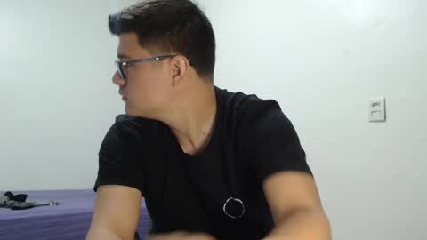 Snapshot of david_smit_ chatting on April 29, 2026, 3:05 pm david smit online show from April 29, 2026, 3:05 pm