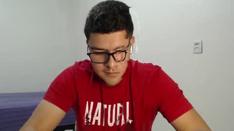 Snapshot of david_smit_ chatting on May 1, 2026, 6:01 pm david smit online show from May 1, 2026, 6:01 pm