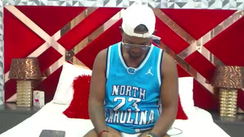Snapshot of davidblackxl chatting on June 2, 2026, 2:41 pm BigBulge online show from June 2, 2026, 2:41 pm