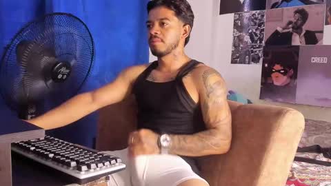 Davide online show from October 12, 2025, 6:18 pm