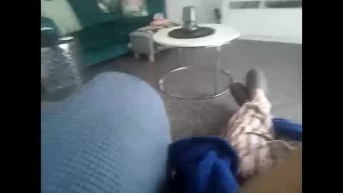 Snapshot of davidf75 chatting on October 24, 2025, 8:11 am davidf75 online show from October 24, 2025, 8:11 am