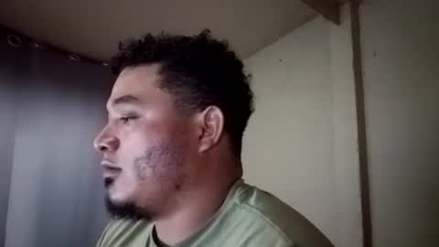 Snapshot of davidjose1995 chatting on December 7, 2024, 2:53 am Juice cock online show from December 7, 2024, 2:53 am