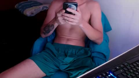 davidsalazar33 online show from March 6, 2025, 2:41 am