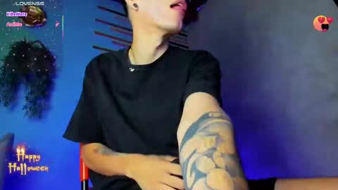 daviid_huge online show from October 23, 2025, 1:32 pm