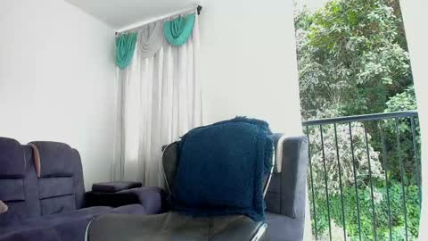 davis  instagram davis alx1 online show from April 27, 2026, 9:13 pm