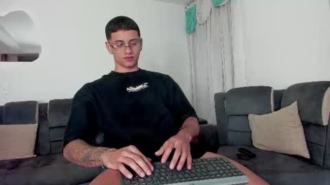 davis  instagram davis alx1 online show from July 11, 2026, 12:13 am