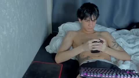 davis online show from October 29, 2025, 4:37 am