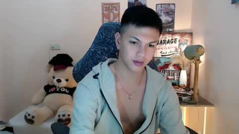 JC LOVER BOY online show from December 17, 2024, 7:26 pm