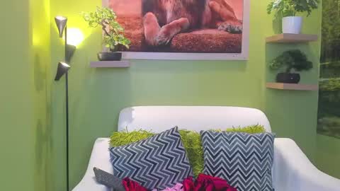 dayan_torres online show from May 16, 2026, 10:58 am