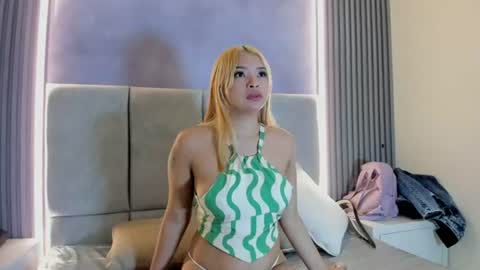 Snapshot of dayana_aura chatting on July 2, 2026, 8:48 pm Dayana online show from July 2, 2026, 8:48 pm