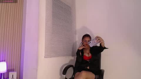 Snapshot of dayana_mendozaa69 chatting on March 10, 2026, 1:05 pm Dayana online show from March 10, 2026, 1:05 pm