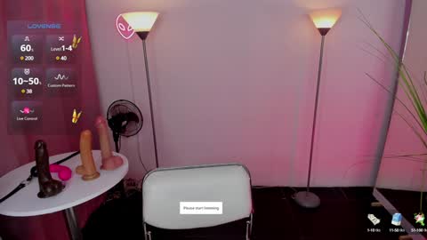 I am Dayanna  tecca online show from January 15, 2025, 9:20 pm