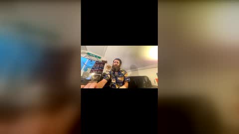 Snapshot of dayblue chatting on May 23, 2026, 12:27 am dayblue online show from May 23, 2026, 12:27 am