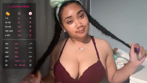 Snapshot of dayqueen1 chatting on March 9, 2025, 7:15 pm dayqueen1 online show from March 9, 2025, 7:15 pm
